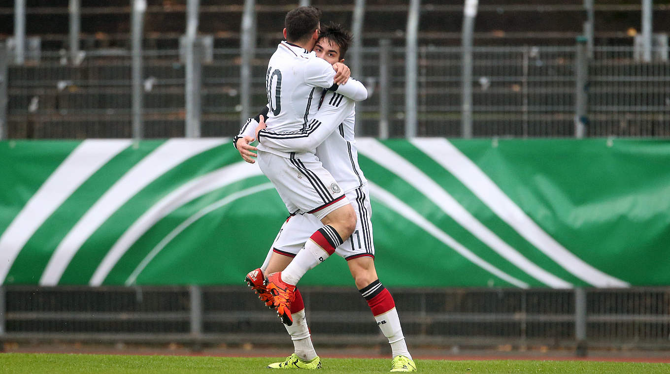 Die deutsche U 19 eröffnet gegen Italien vor ausverkauftem Haus © 2015 Getty Images