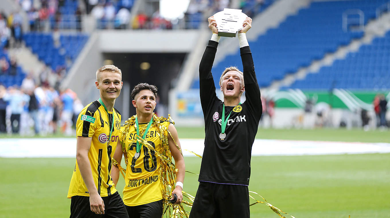 Mit Dortmund A-Junioren-Meister: Reimann (r.)  © 2016 Getty Images