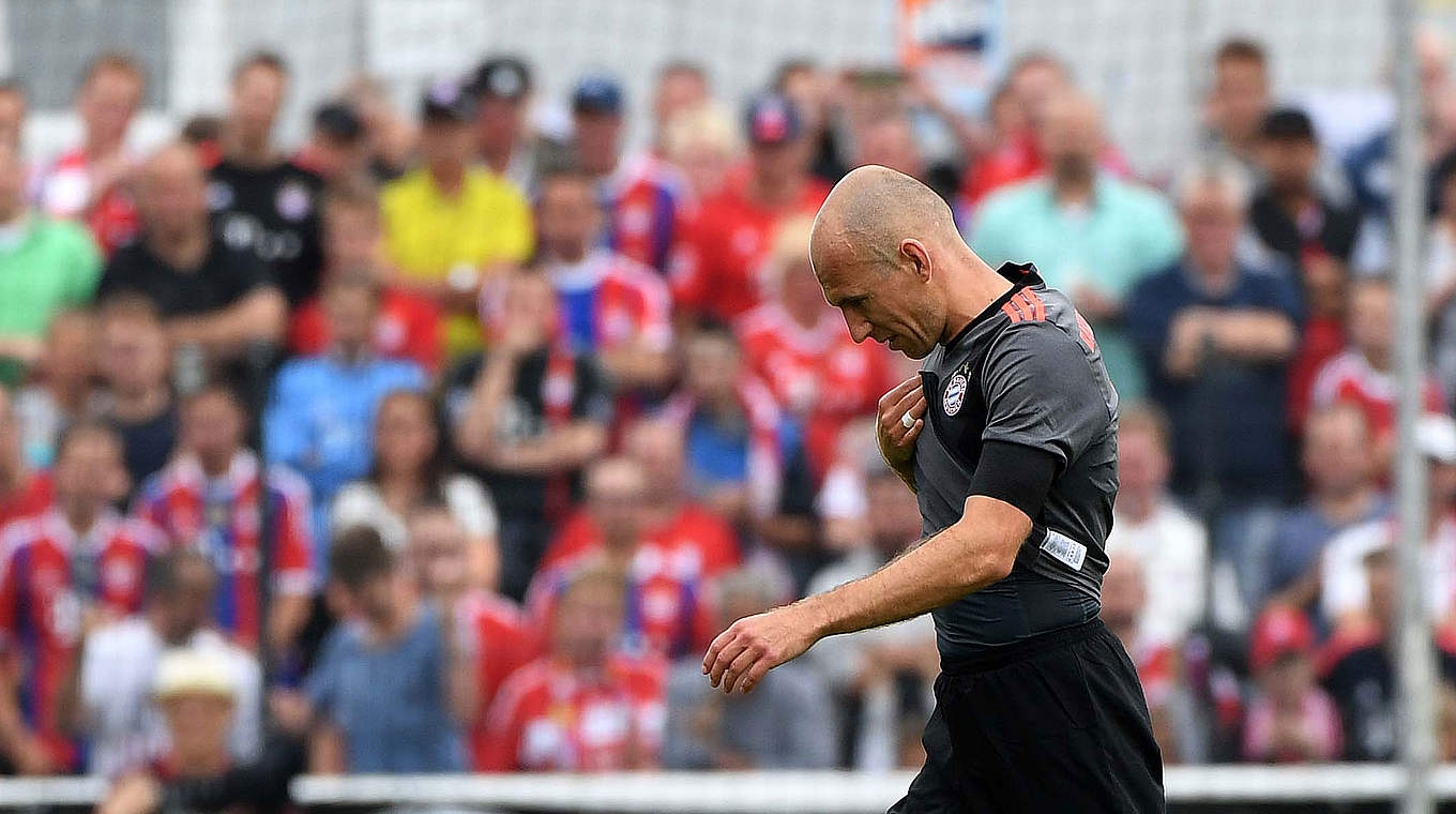 Wieder verletzt und erneute Pause: Bayern-Star Arjen Robben © PATRIK STOLLARZ/AFP/Getty Images