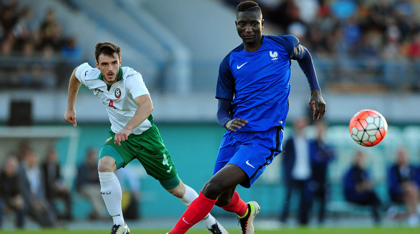 Kommt aus Lille zum 1. FC Köln: Sehrou Guirassy (r.) © 2016 Getty Images