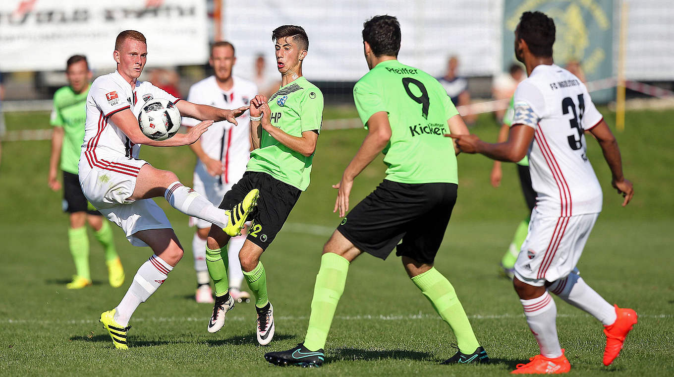 Dämpfer in der Vorbereitung: Ingolstadt verliert gegen die Stuttgarter Kickers © imago/Eibner