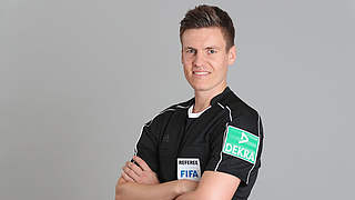 In Prag im Einsatz: FIFA-Referee Daniel Siebert © 2016 Getty Images