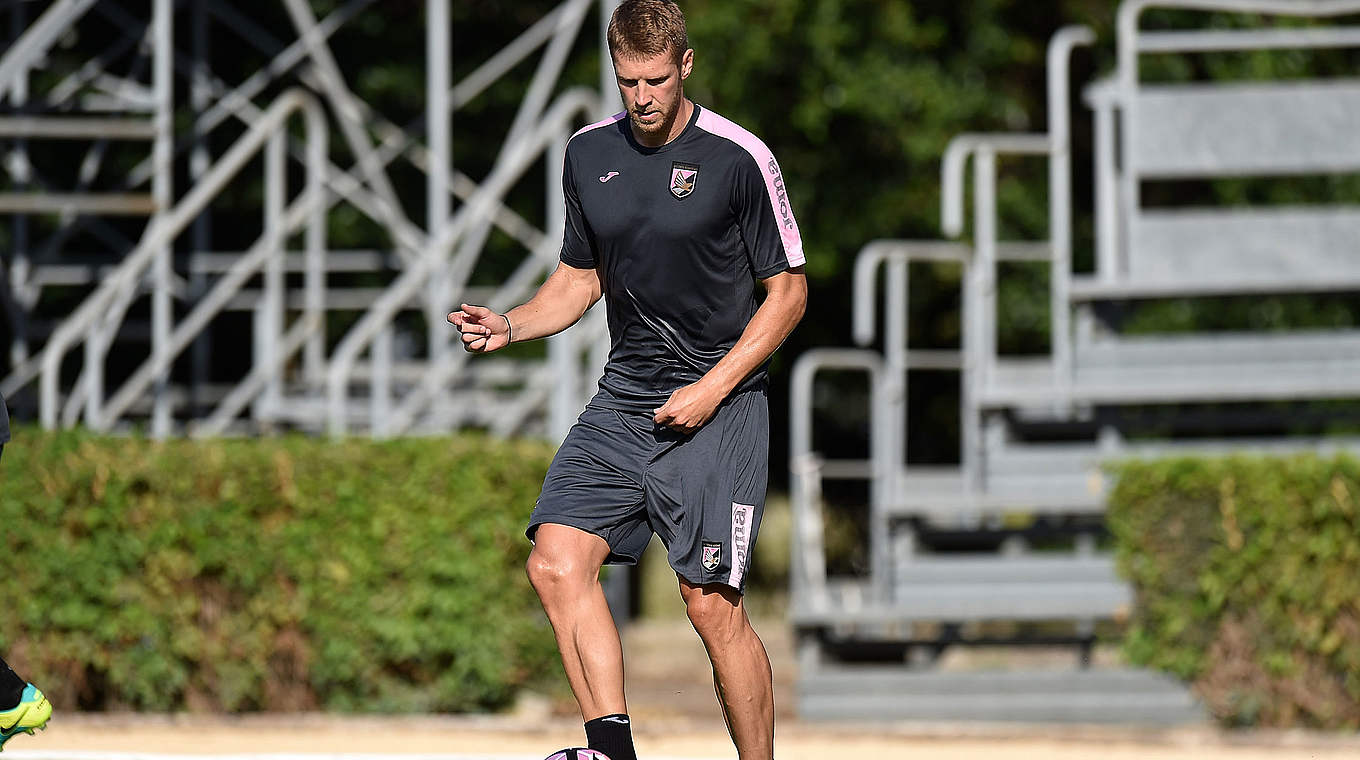 Bereits im Training von US Palermo: der Ex-Darmstädter Slobodan Rajkovic © 2016 Getty Images