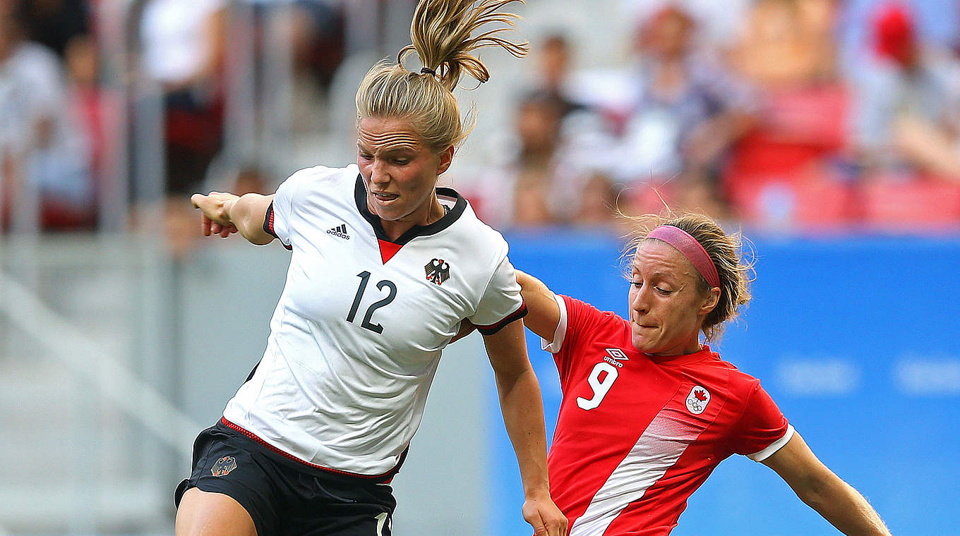 Tabea Kemme und Josée Bélange im Zweikampf. © 2016 Getty Images