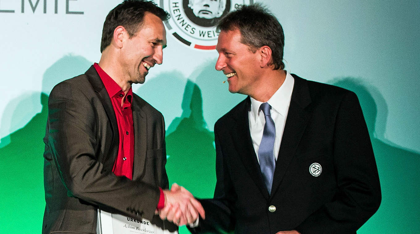 Schloss die Ausbildung zum Fußball-Lehrer 2014 als Bester ab: Achim Beierlorzer (l.) © 2014 Getty Images