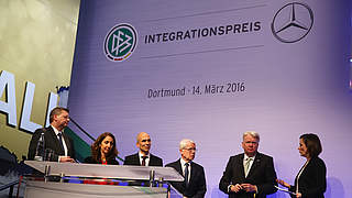 Jetzt bewerben: Der DFB verleiht den Integrationspreis © 2016 Getty Images