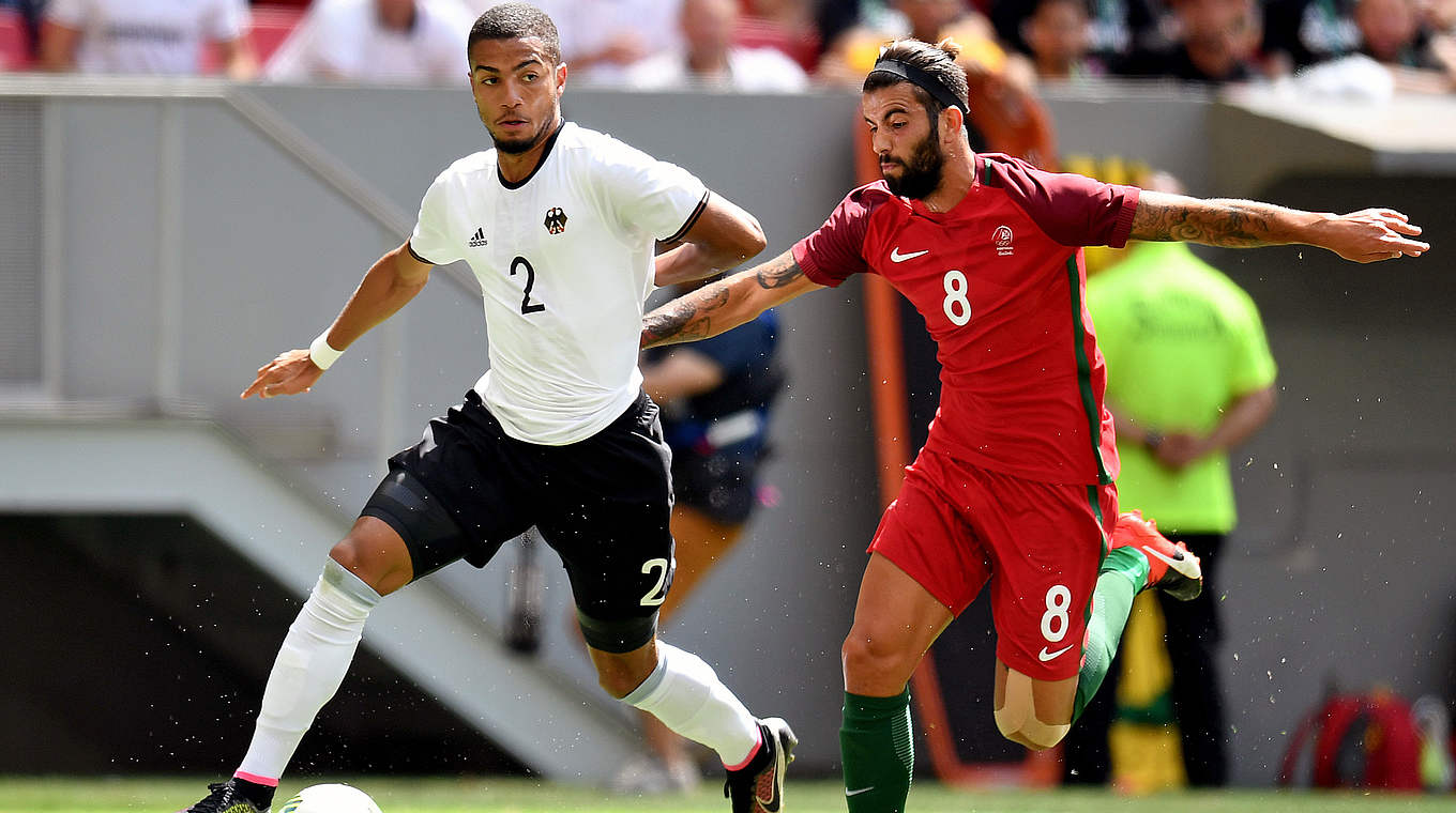 Gala-Vorstellung gegen Portugal: Nationalspieler Jeremy Toljan (l.)  © Getty Images