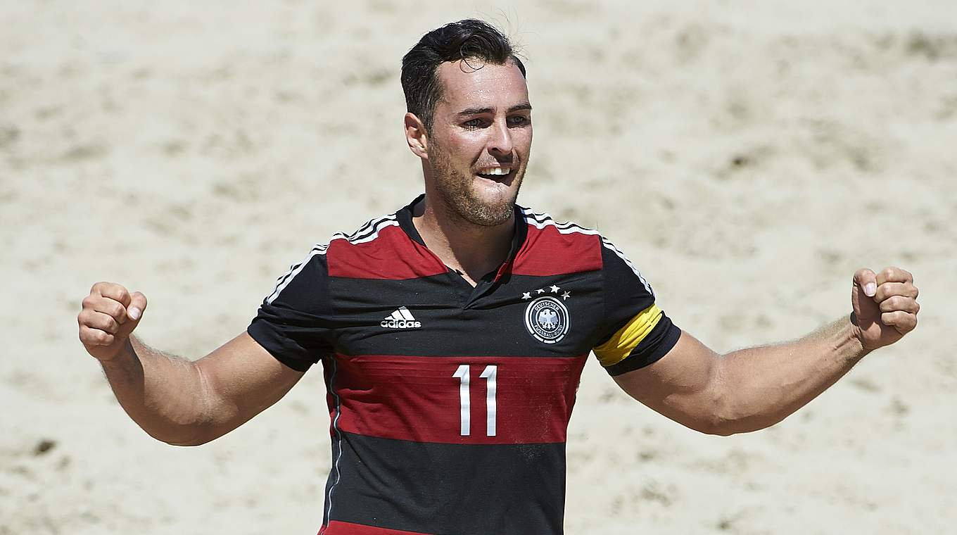 Für die WM-Qualifikation nominiert: Oliver Romrig von den Beach Royals Düsseldorf © Lea Weil/beachsoccer.com