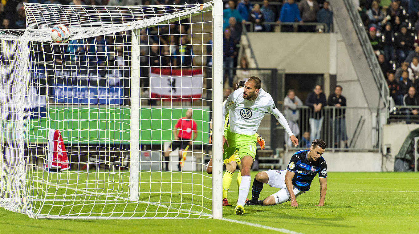 Torschütze zum 2:0 für den VfL Wolfsburg: Bas Dost © 2016 Getty Images
