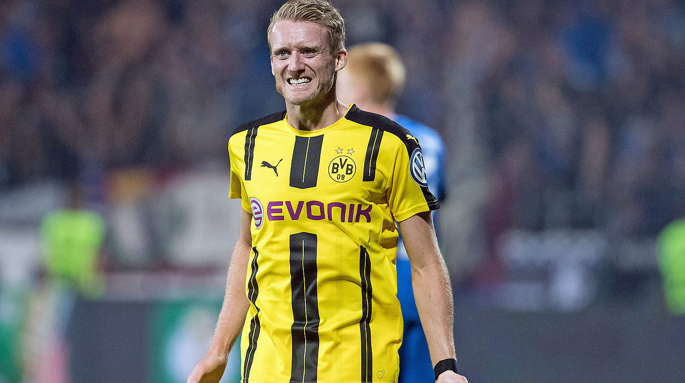 Eintracht Trier - Borussia Dortmund 0:3 (0:3): Weltmeister André Schürrle erzielt sein erstes Pflichtspieltor für den BVB © 2016 Getty Images
