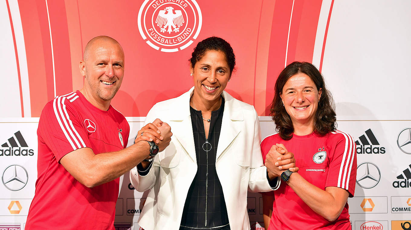 Markus Högner,Steffi Jones,Verena Hagedorn,Frauen-Nationalmannschaft © 2016 Getty Images