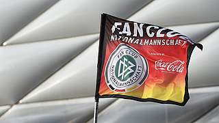 Flagge gezeigt: Fan Club setzt sich für die gute Sache ein. © Getty Images