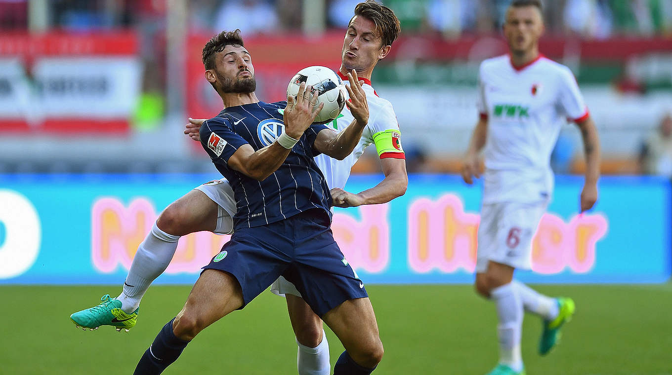 Wolfsburg started the season with a win away at Augsburg.  © 2016 Getty Images