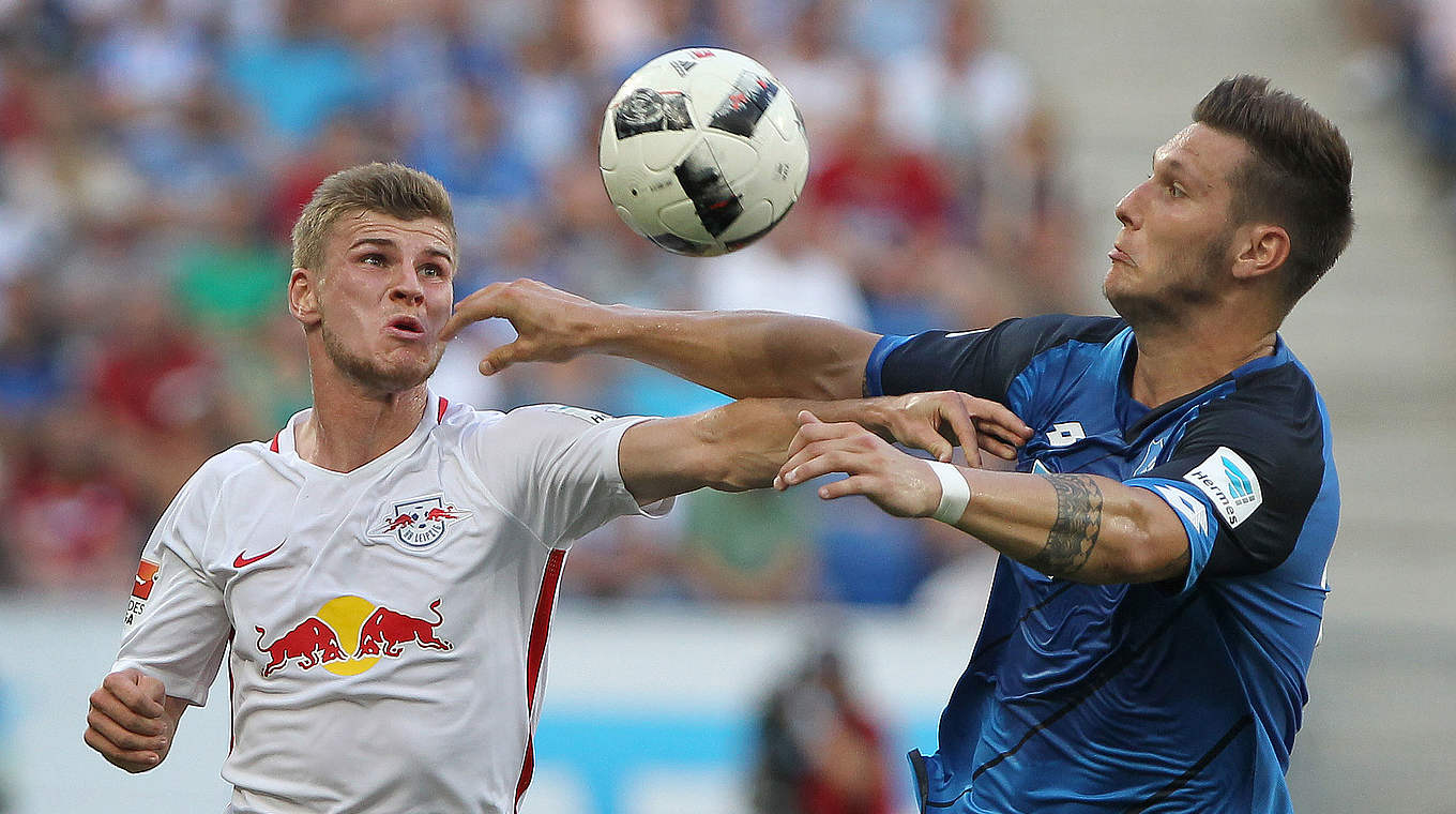 In der Hoffenheimer Startelf: Olympia-Held Niklas Süle (r.) hier gegen Stuttgarts Werner © DANIEL ROLAND/AFP/Getty Images