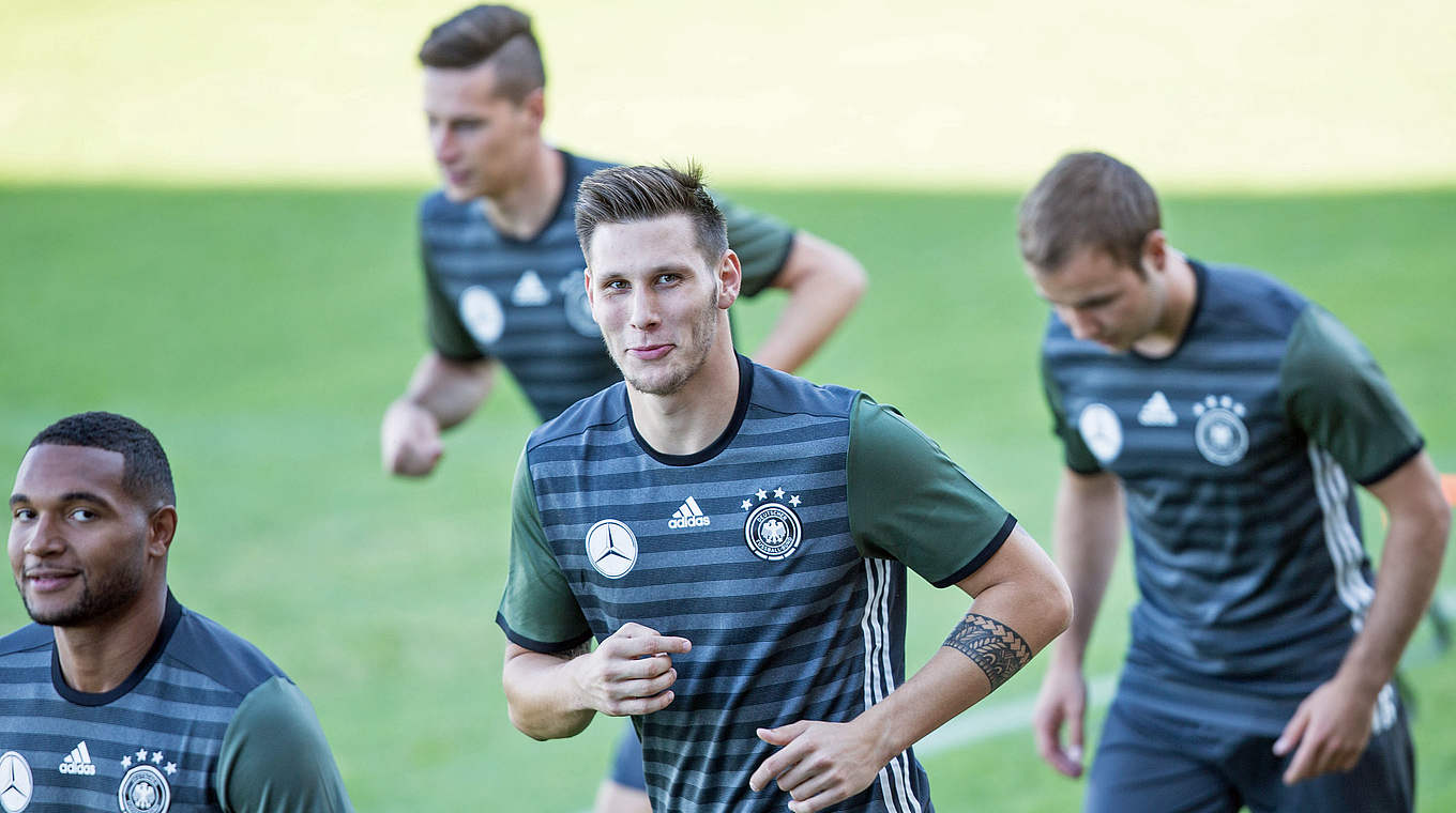 Erstes Training mit der Nationalmannschaft: Niklas Süle © 2016 Getty Images