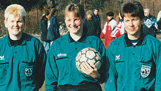 Erstmals Schiedsrichterinnen: Silke Janssen, Christine Frai und Elke Günthner (v.l.) © Rainer Hennies
