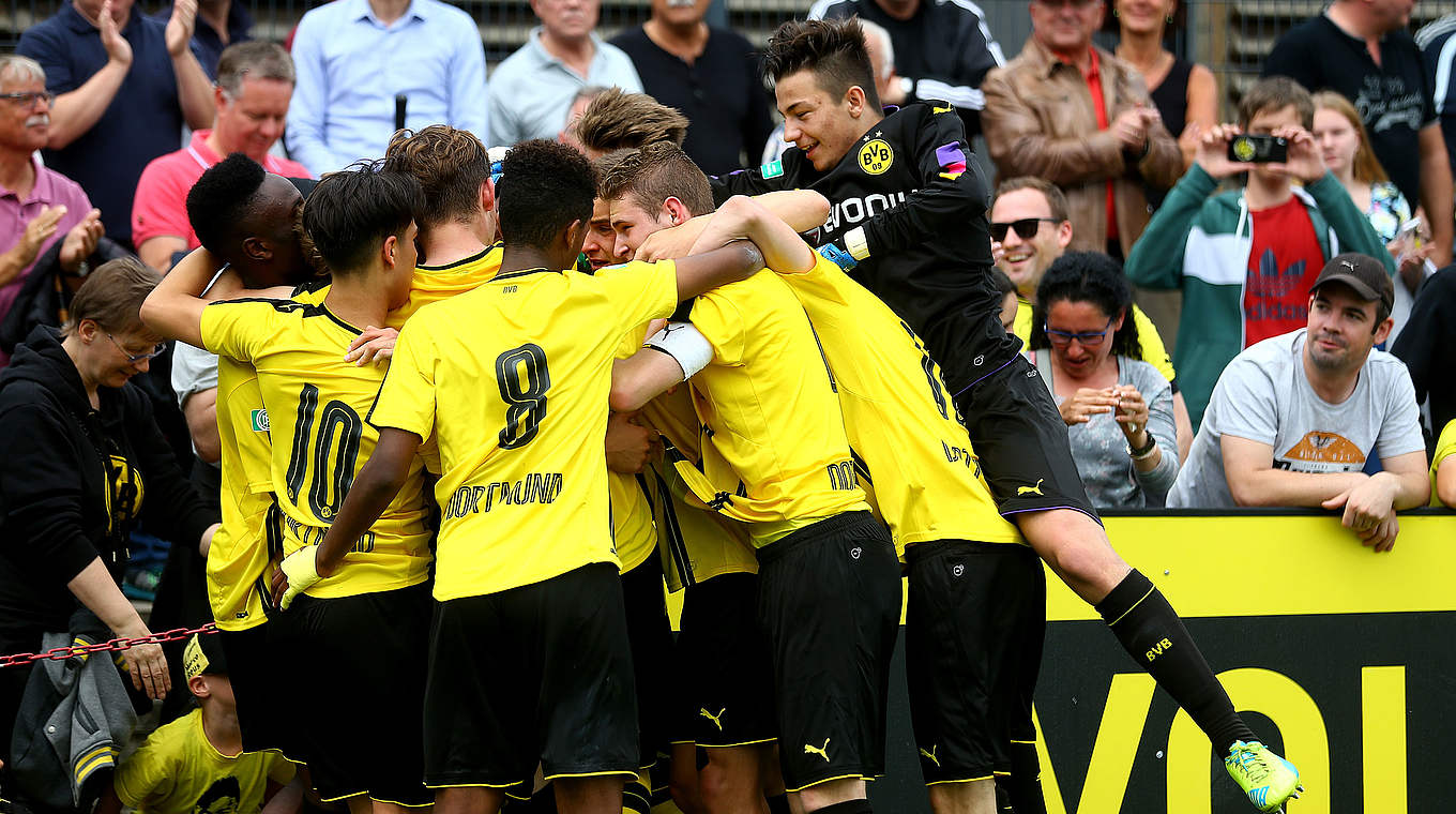 Viertes Spiel, vierter Sieg: Borussia Dortmund eilt weiter von Erfolg zu Erfolg © 2016 Getty Images