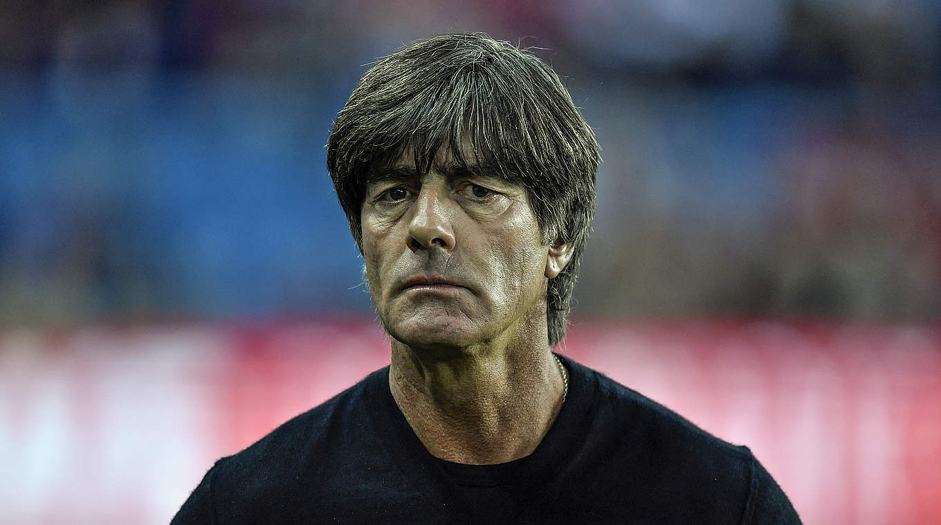 Löw: "Die Mannschaft hat die Vorgaben sehr gut umgesetzt" © JOHN MACDOUGALL/AFP/Getty Images