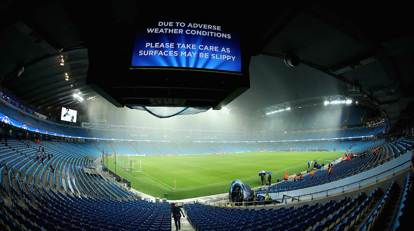 Borussia's meeting with Manchester City was rained off © 2016 Getty Images