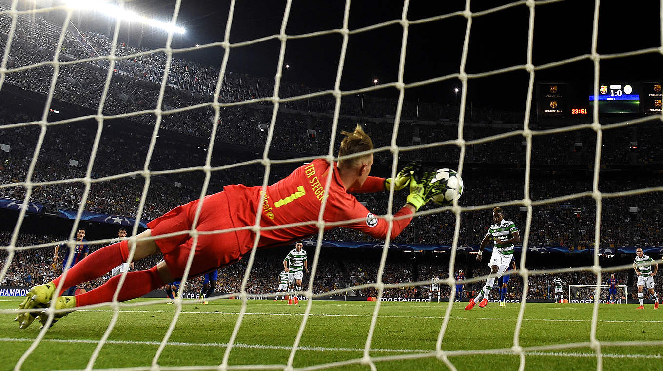 Ter Stegen made amends for bringing down Moussa Dembelé by saving the penalty © 2016 Getty Images