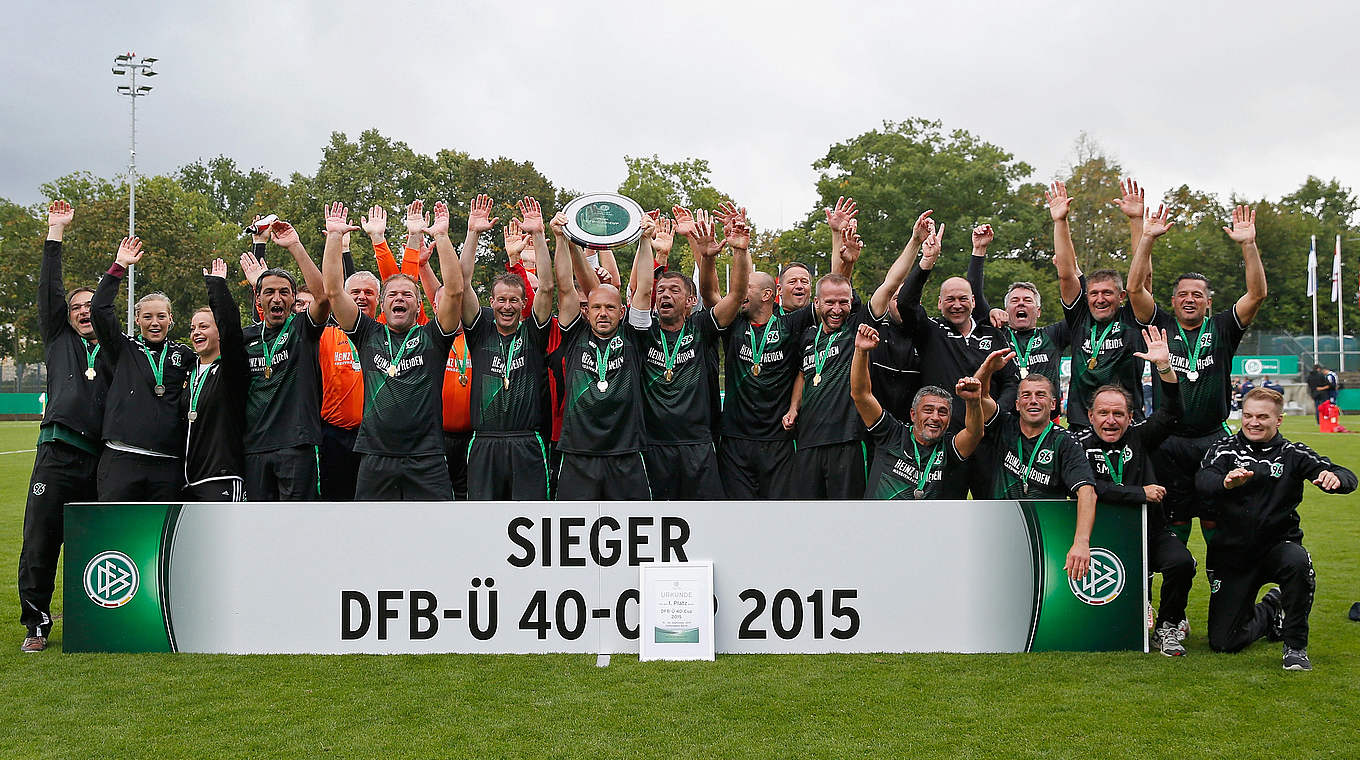 Die besten Ü 40-Fußballer Deutschlands im Jahr 2015: die "Oldies" von Hannover 96 © 2015 Getty Images