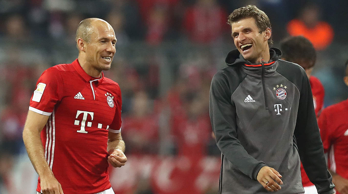 Müller über Robben (l.): "Das ganze Stadion ist mitgegangen, als er eingewechselt wurde" © 2016 Getty Images