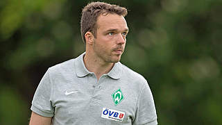 Nur Remis im Nordderby gegen Aufsteiger HSV: Bremen-Trainer Alexander Kluge © imago/foto2press