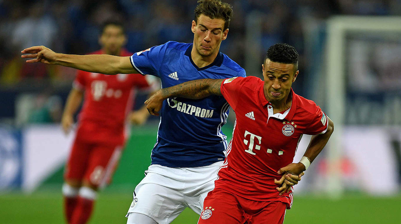 Leon Goretzka (l.): "Wir hatten die Bayern am Rande eines Punktverlustes" © Getty Images