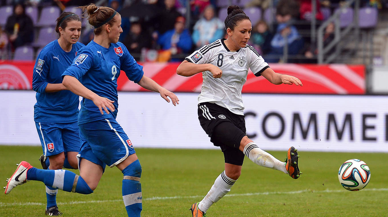 Tor im DFB-Trikot: Nadine Keßler (r.) wird 2014 Europameisterin und "Weltfußballerin" © 2014 Getty Images