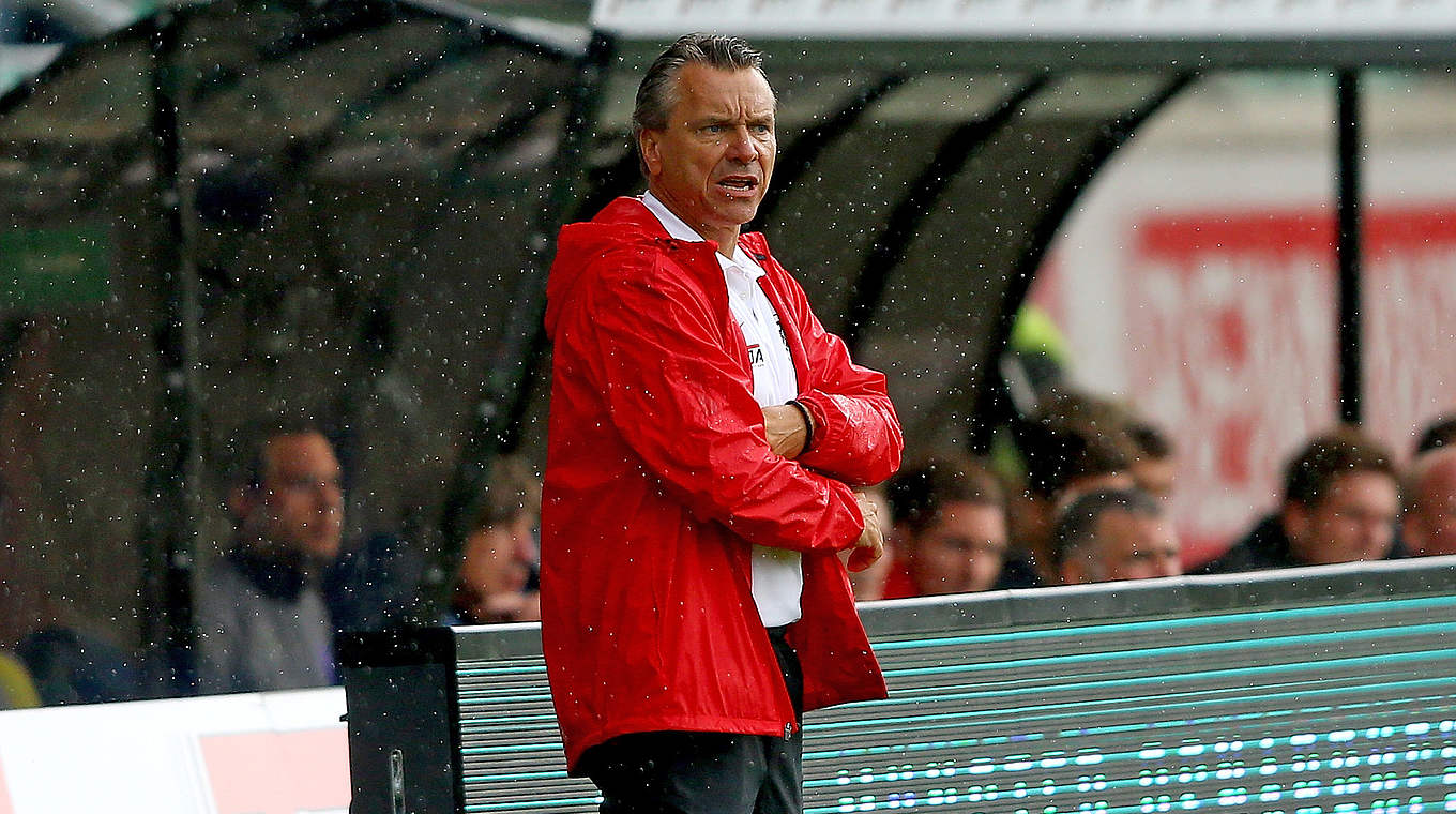 Von seinen Aufgaben entbunden: Horst Steffen ist nicht mehr Trainer in Münster © 2016 Getty Images