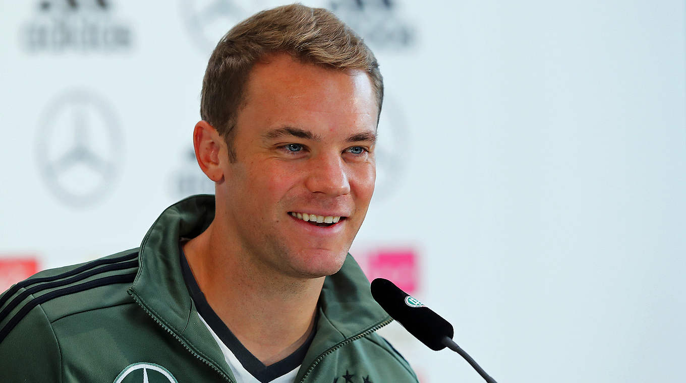 Captain Neuer: "All of our captains have had their own style of leadership but they also let other players have their say" © 2016 Getty Images
