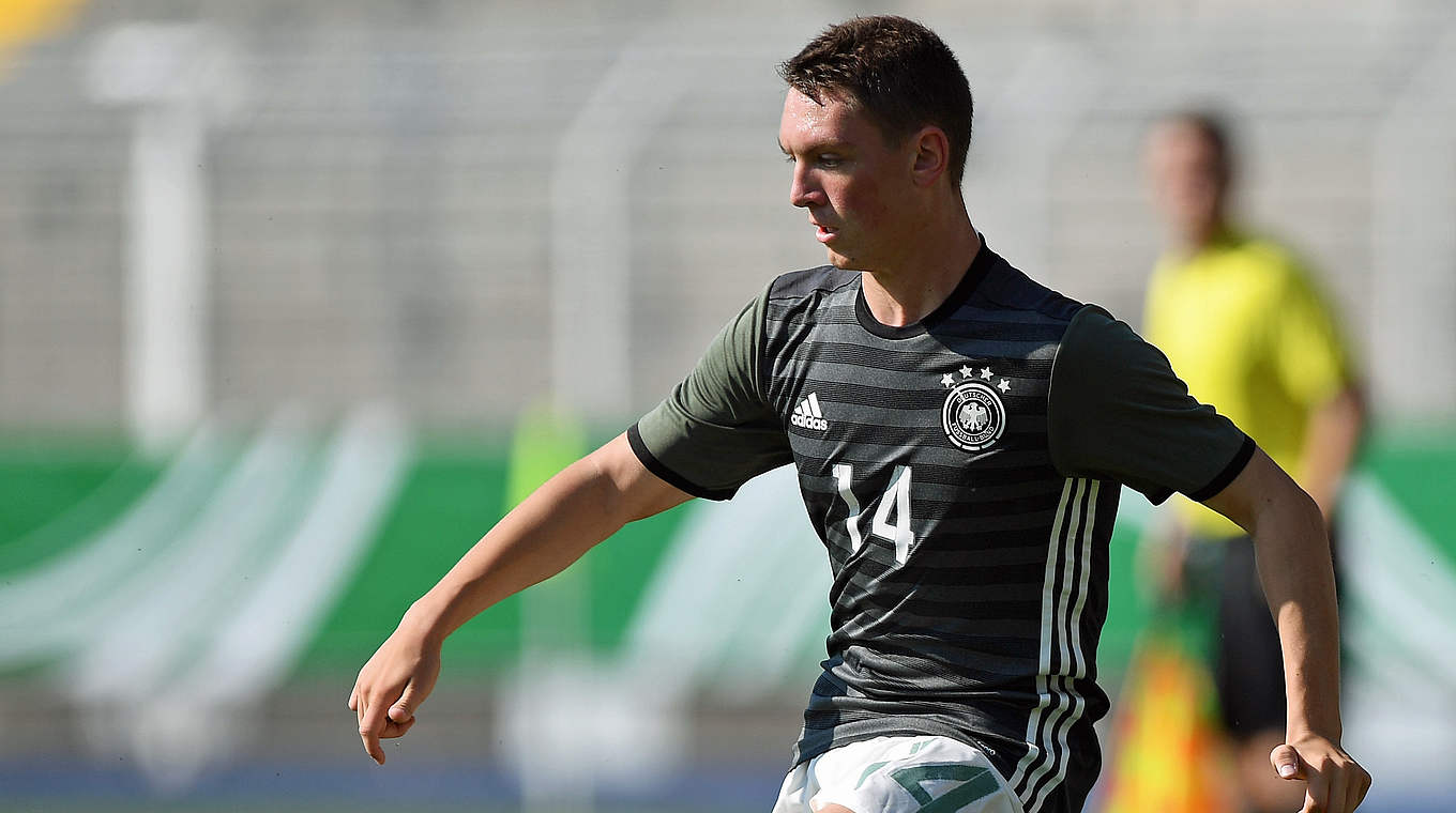 Am vergangenen Wochenende erfolgreich: Werders U 17-Nationalspieler Pascal Hackethal  © 2016 Getty Images