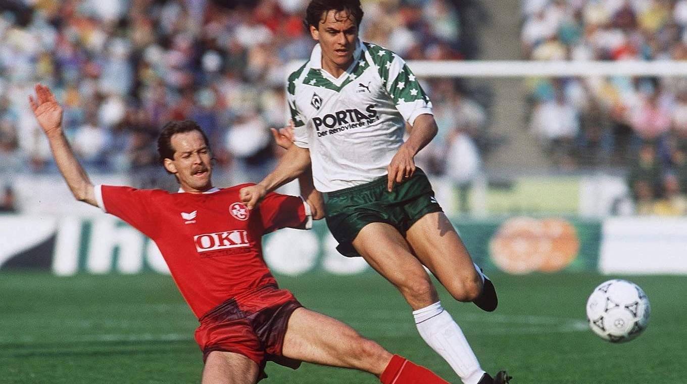 Thomas Dooley and Wynton Rufer faced each other in the 1990 final between FCK and Werder © Getty Images
