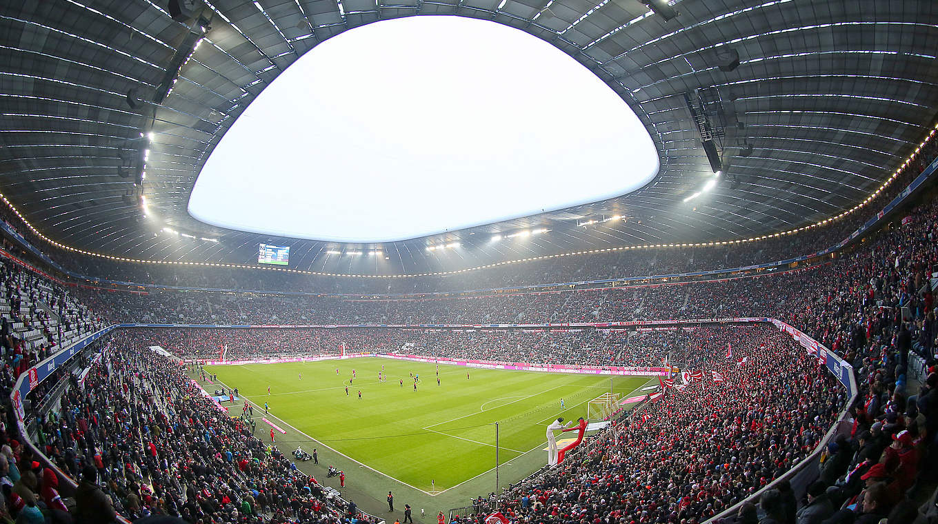 FC Bayern München: Allianz Arena (75.000 Plätze) © 2015 Getty Images