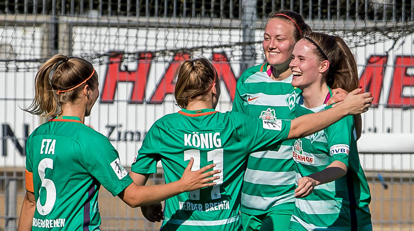 Auf Kurs "Wiederaufstieg": die Spielerinnen von Werder Bremen © imago/foto2press