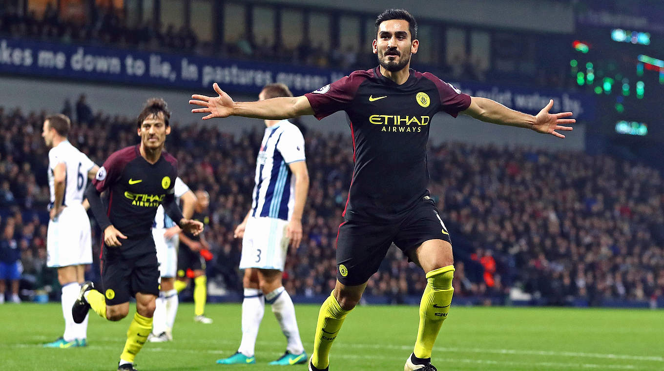 Two goals and an assist for Ilkay Gündogan, as Manchester City reclaimed top spot in the Premier League.  © 2016 Getty Images