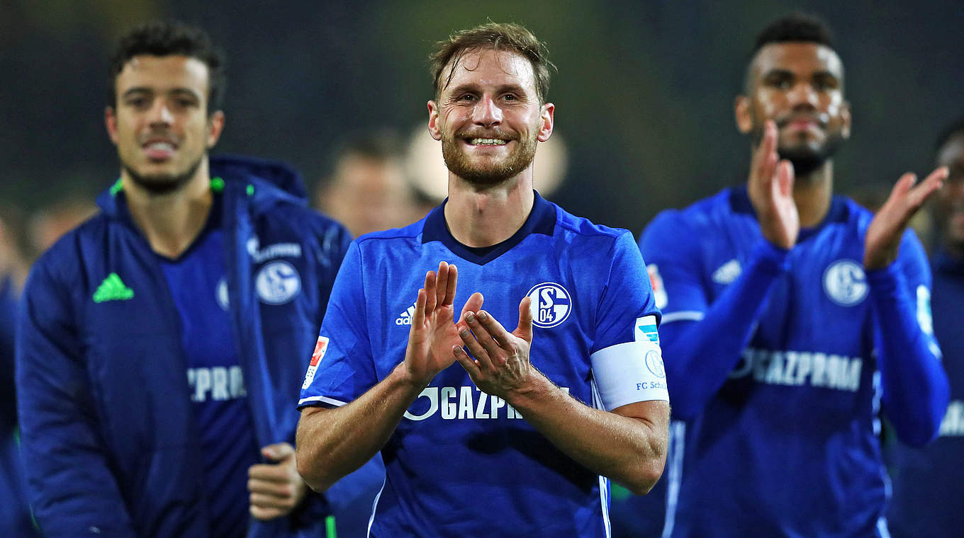 Höwedes: "We gave it our all and deserved to get the point" © 2016 Getty Images