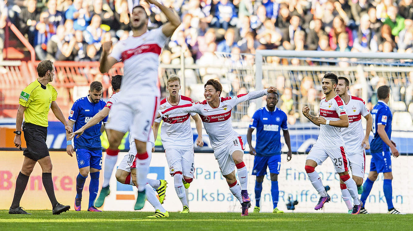 Jubel über Sieg im badisch-schwäbischen Duell: Stuttgart springt auf Platz zwei © 2016 Getty Images