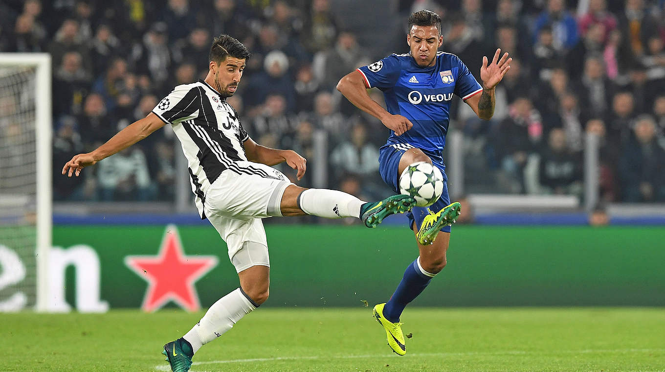 Nur Remis gegen Lyon: Juventus mit Toni Kroos © 2016 Getty Images
