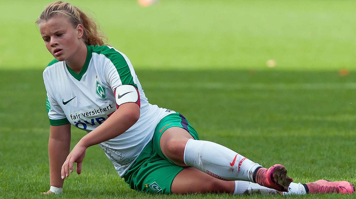 Erster Rückschlag der Saison: Spitzenreiter Werder Bremen und Alina Böttjer © imago/foto2press