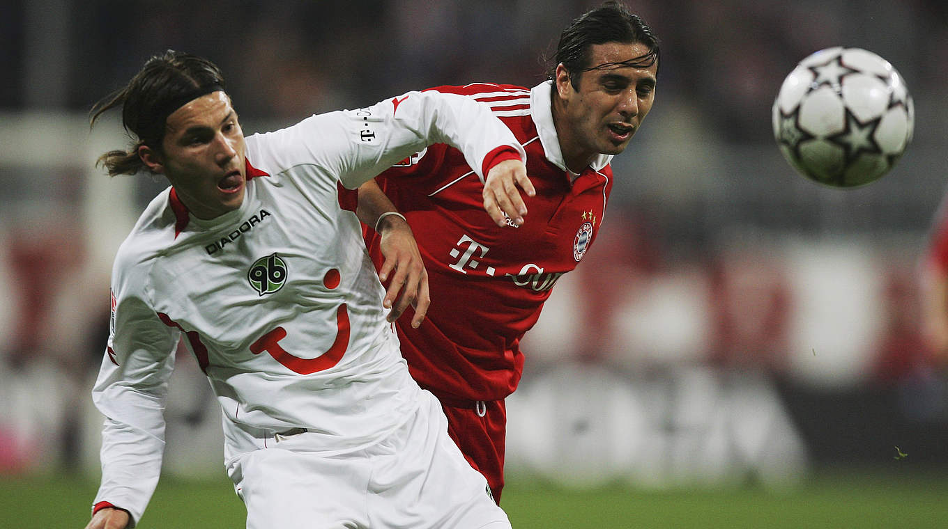 Erzielt gegen die Bayern das Tor des Spiels: Hannovers Szabolcs Huszti (l.) © 2006 Getty Images