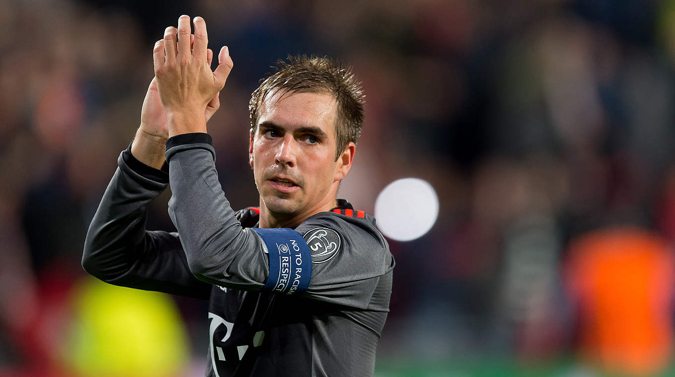 Lahm: "Von Monat zu Monat entscheiden, auf welchem Niveau ich mich bewegen kann" © 2016 TF-Images