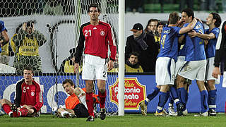Rekordniederlage in Florenz: Vor der Heim-WM 2006 verliert das DFB-Team 1:4 in Italien © 2006 AFP/Getty Images