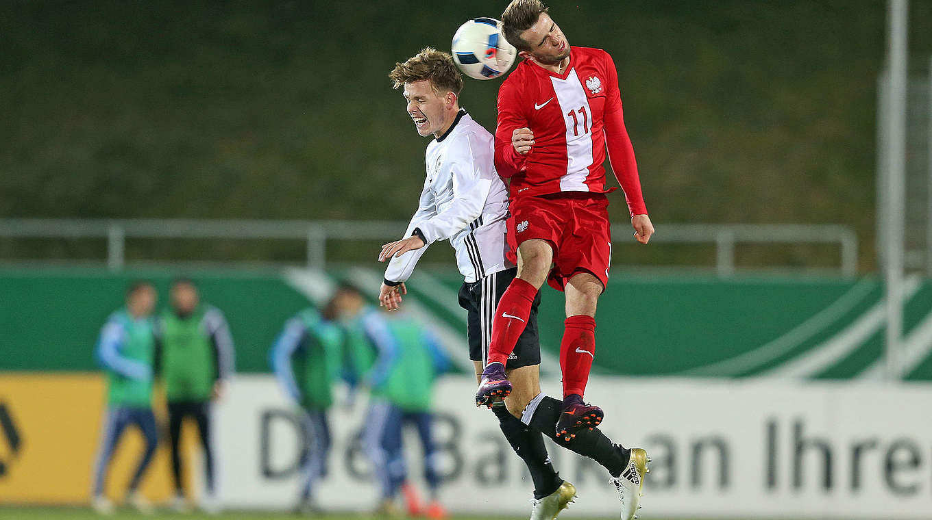 Patrick Kammerbauer contest an aerial duel in what was a solid defensive performance.  © 2016 Getty Images