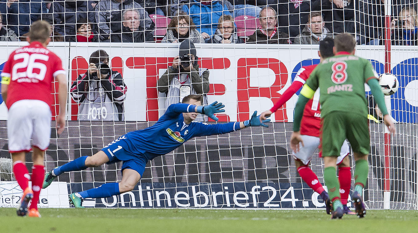 Treffer per Strafstoß: Yunus Malli © 2016 Getty Images