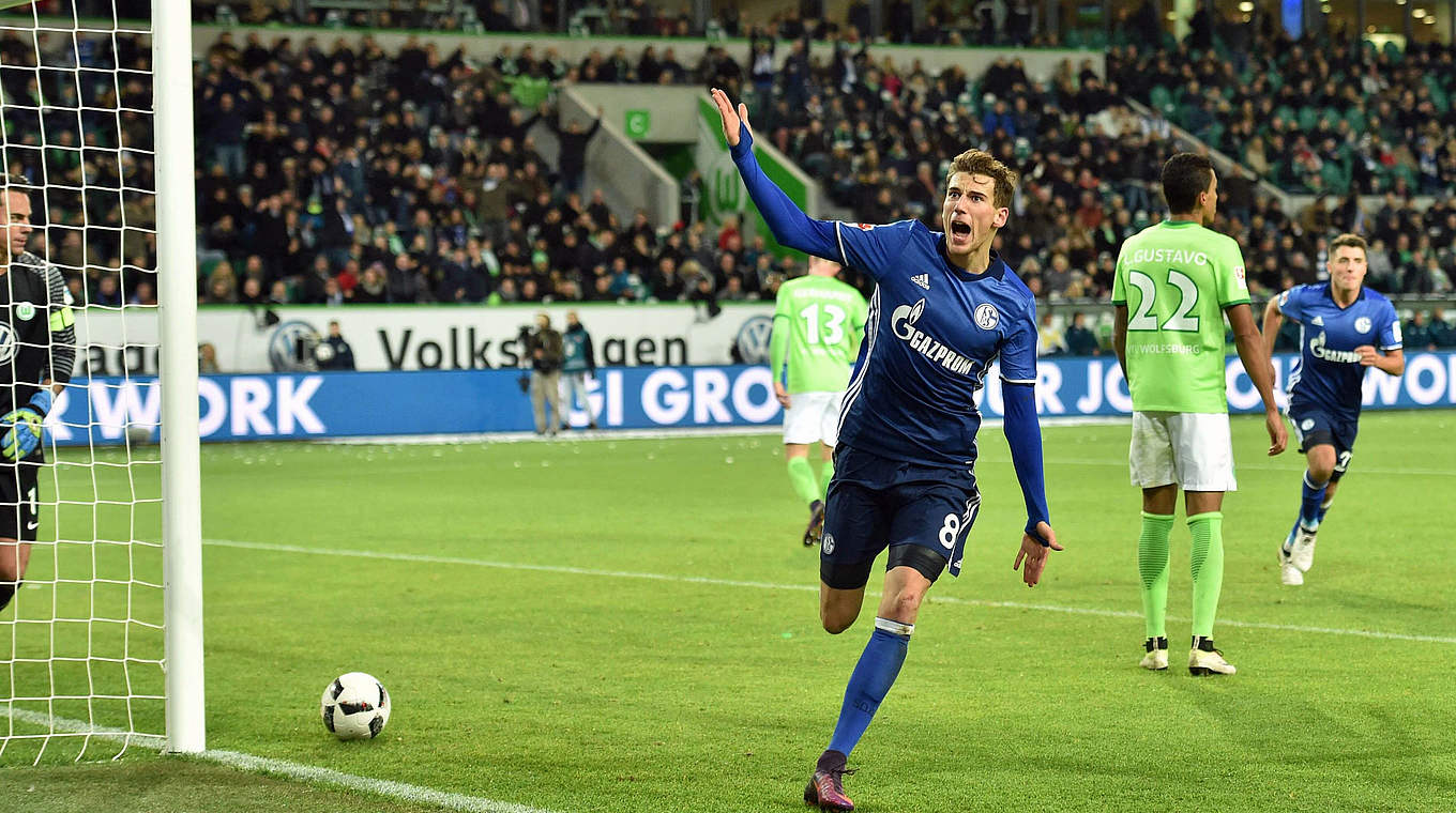 Leon Goretzka scored the winner for Schalke against VfL Wolfsburg © imago/Team 2