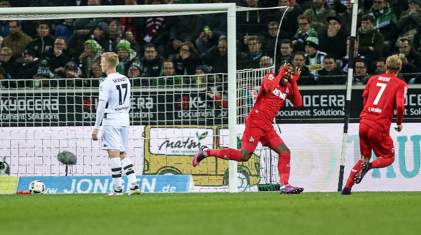 Trifft beim Jubiläum: Anthony Modeste (M.) jubelt in seinem 100. Bundesligaspiel © 2016 Getty Images