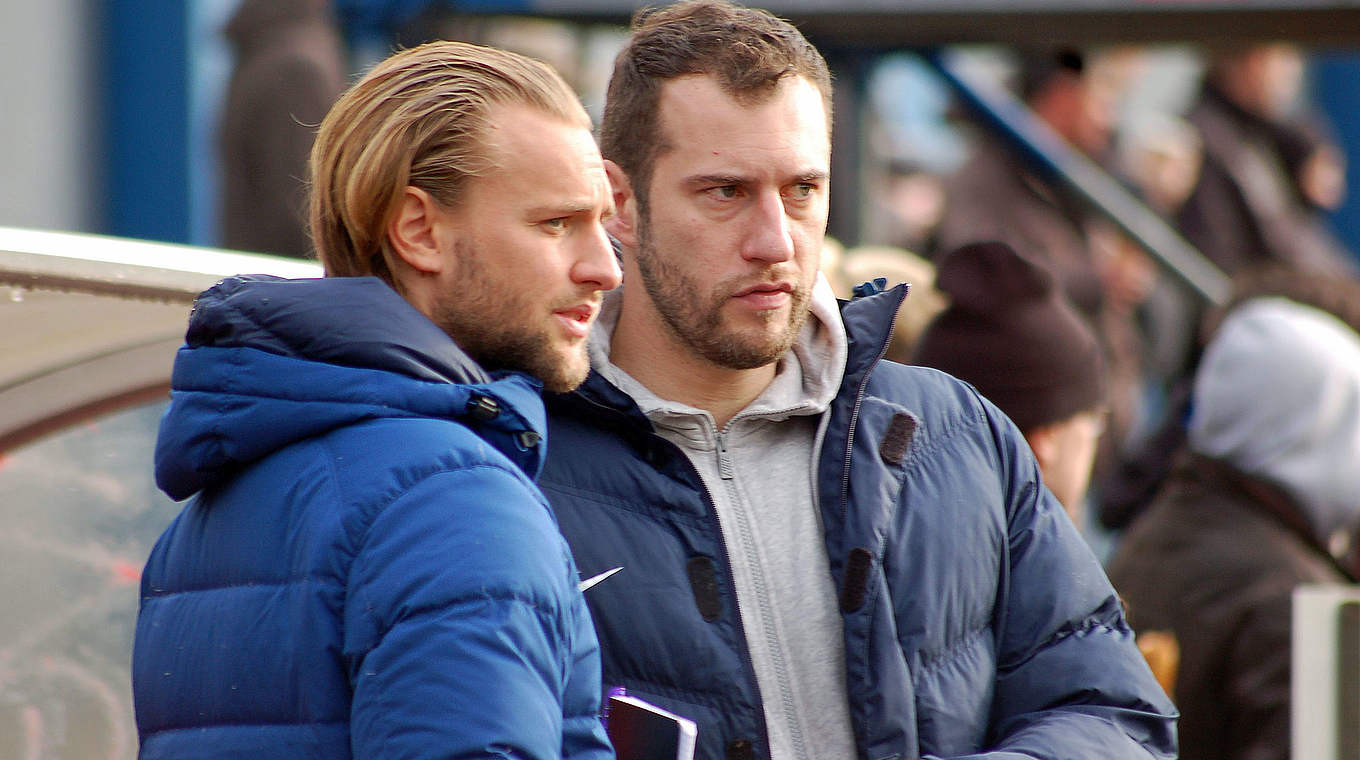 Das neue Trainerduo beim Wuppertaler SV: Nino Paland und Ex-Profi Pascal Bieler (r.) © MSPW