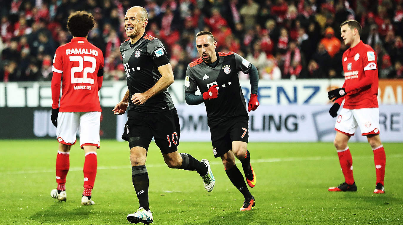 Arjen Robben celebrates his goal which gave Bayern the lead © 2016 Getty Images