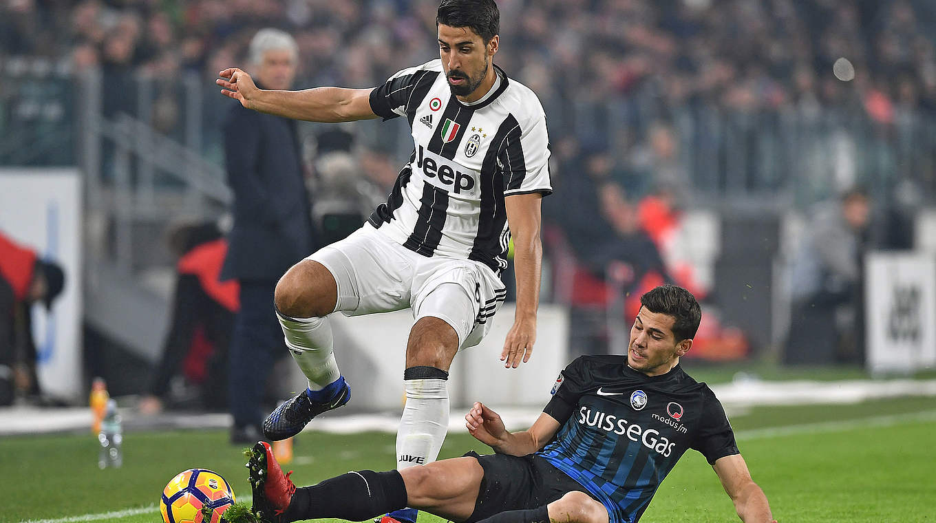 Zurück in der Erfolgsspur: Juventus Turin und Sami Khedira (l.) besiegen Bergamo © 2016 Getty Images